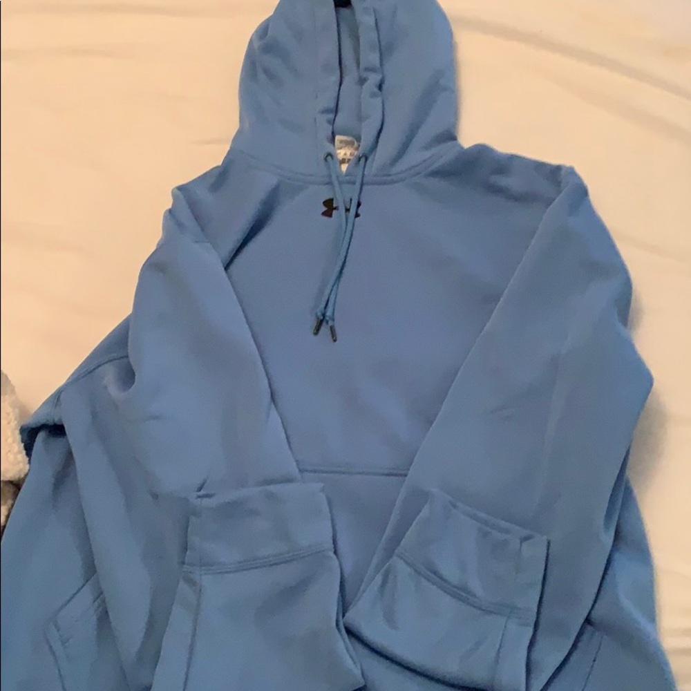 😍👏Under armor Medium sweatshirt